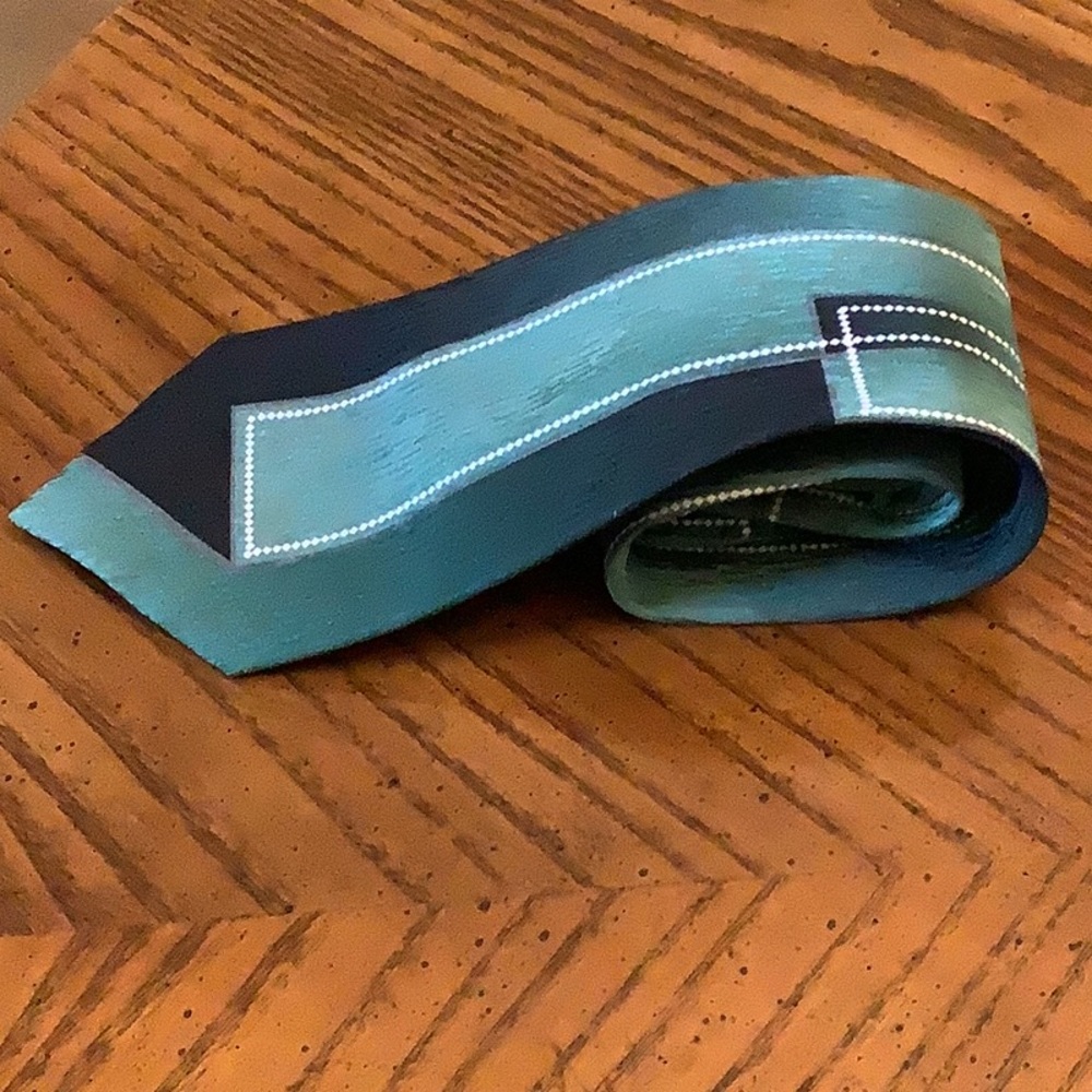 Necktie by  Irvine Park men’s 100% silk green & navy hand sewn business …